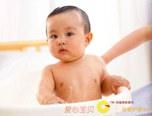 育儿嫂