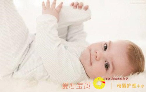 育儿嫂