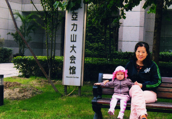 �������