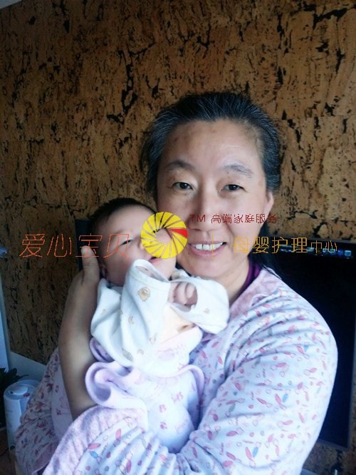 满满的爱,幸福的宝贝。