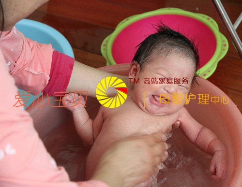 ���ı���ĸӤ�������Ľ�����ɩ���������������ϴ��