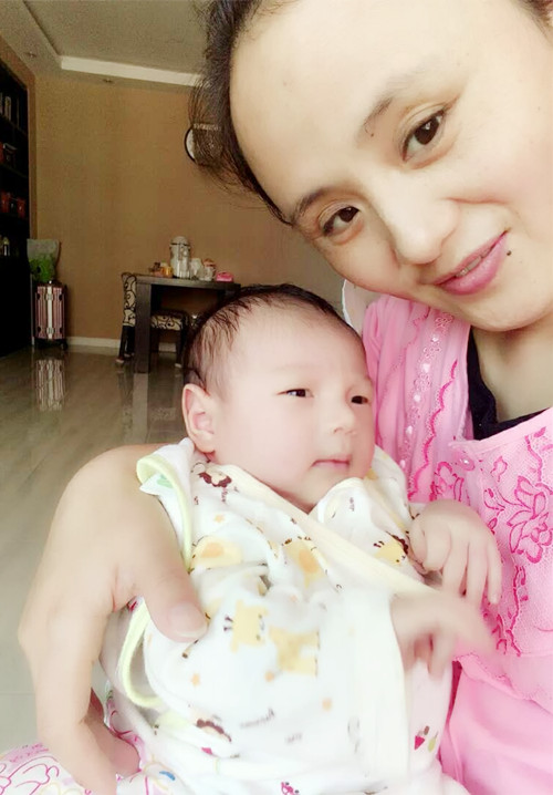 ��������