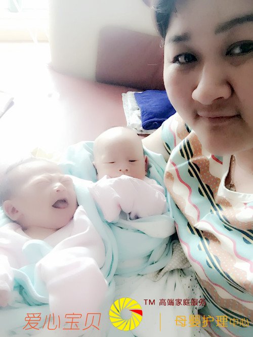 ������Ӥʦ������˫��̥����